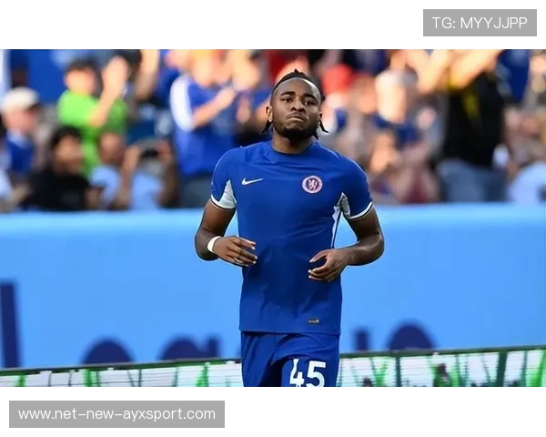 切尔西恩昆库定位球配合训练呈现新套路